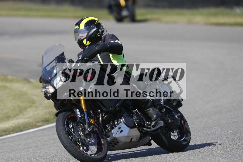 /01 02.04.2026 MAZ ADR/Gruppe rot/unklar